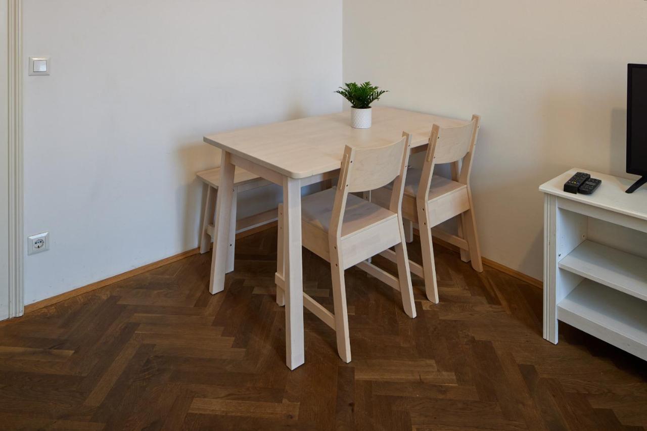 Self-Check-In & Perfect Metro Connection I Apartment Vienna Luaran gambar