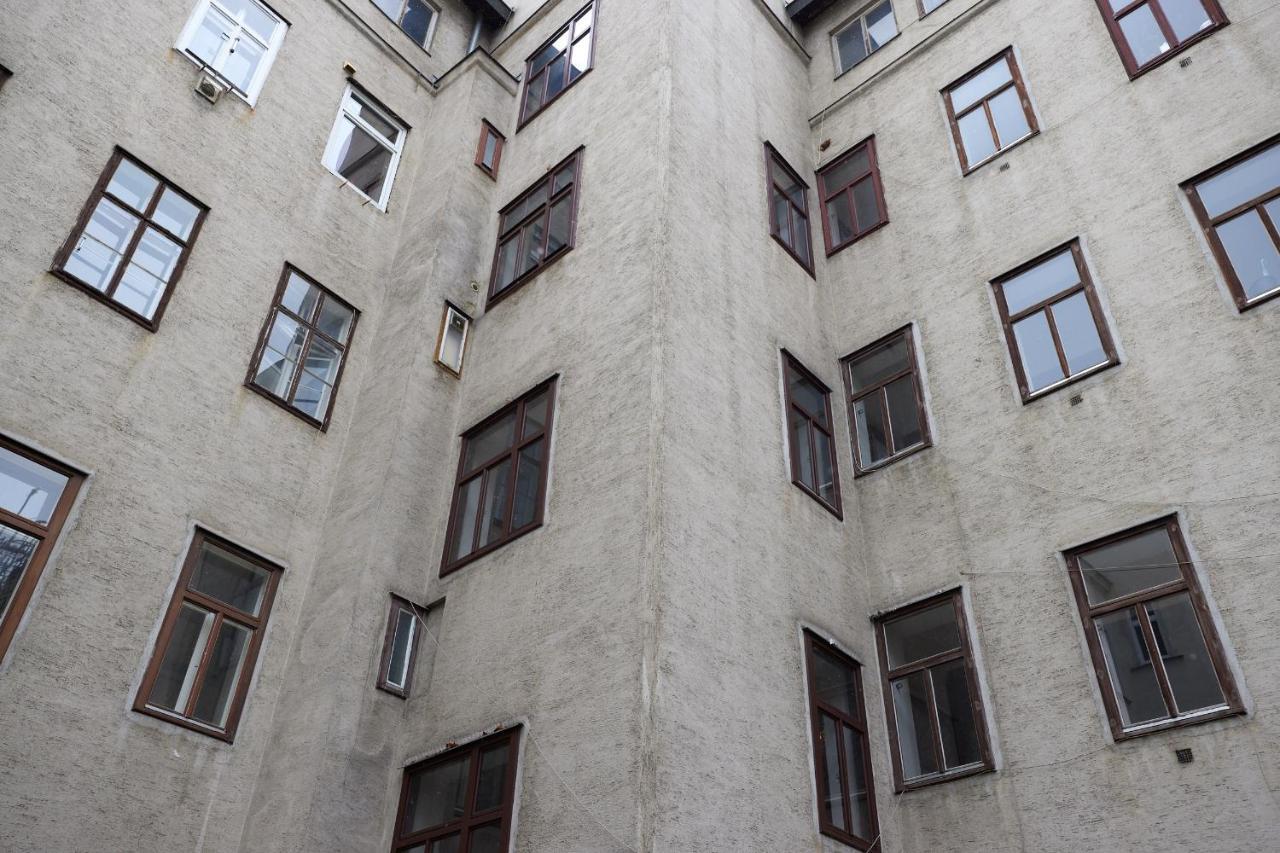 Self-Check-In & Perfect Metro Connection I Apartment Vienna Luaran gambar